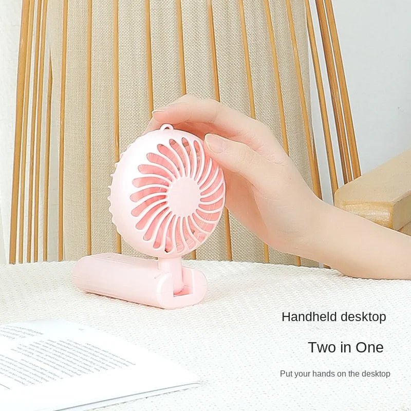 Foldable dryer for eyelash extensions